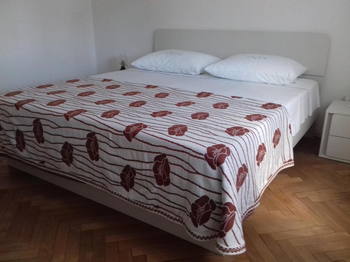 Apartment Dragan Póla Kültér fotó